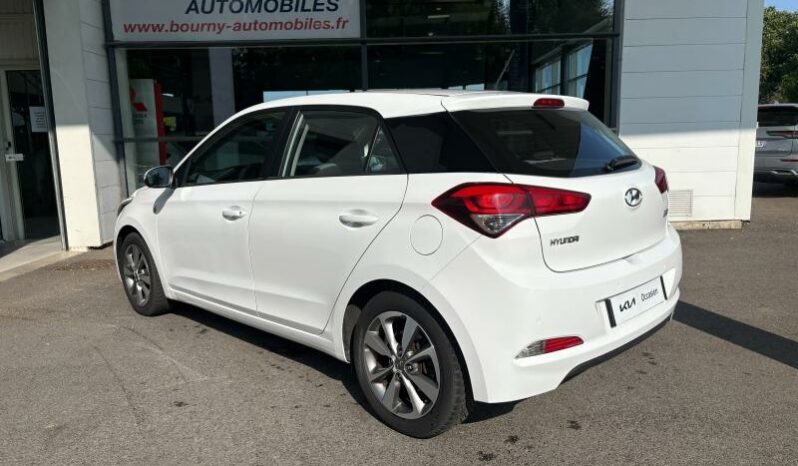 
								HYUNDAI i20 full									