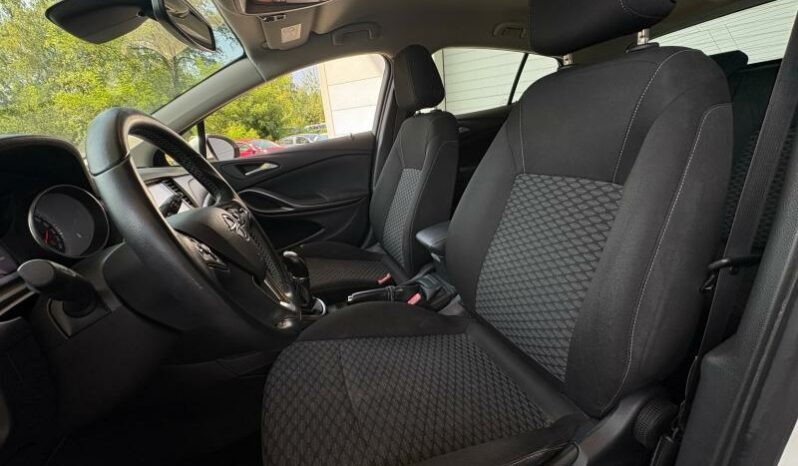 
								OPEL Astra full									