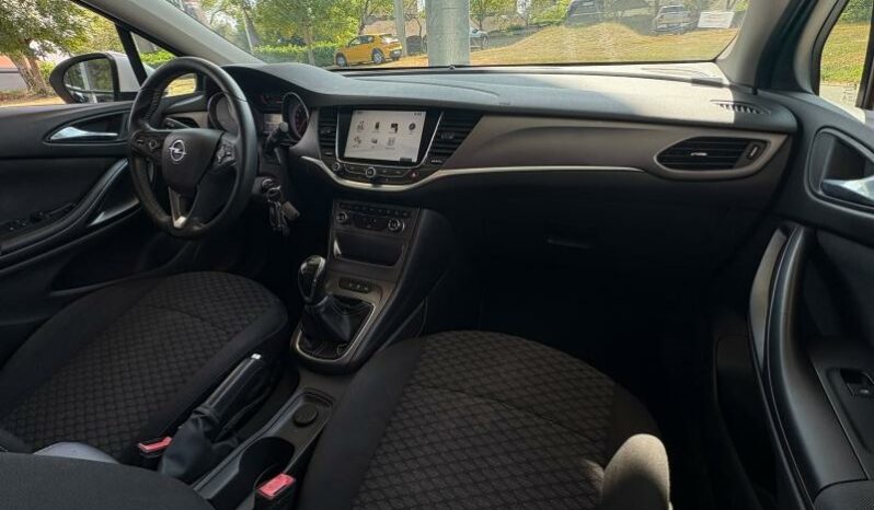 
								OPEL Astra full									