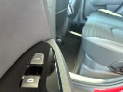 
										KIA Sportage full									