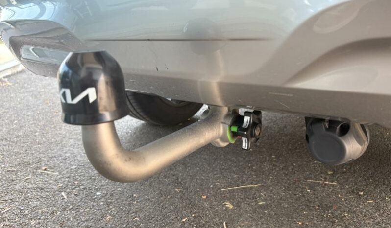 
								KIA Sportage full									