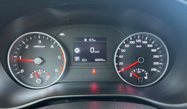 
								KIA Sportage full									
