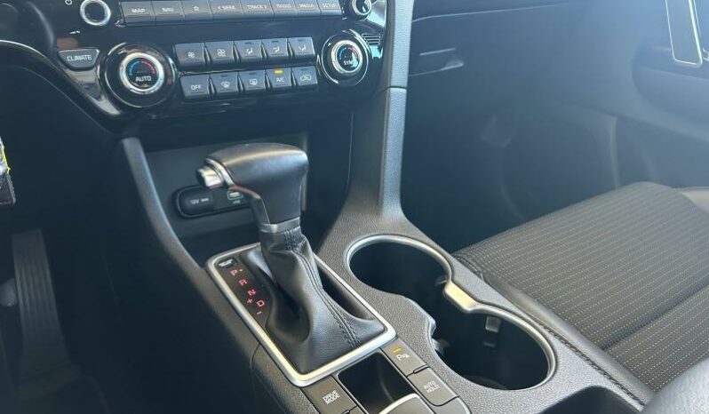 
								KIA Sportage full									