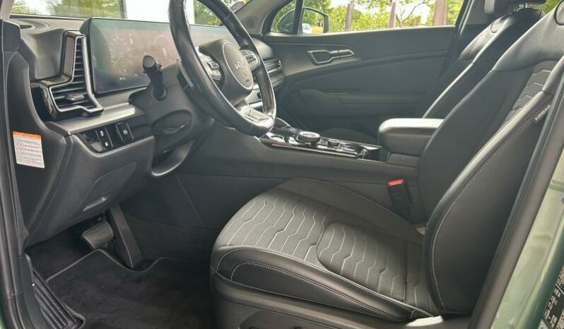 
								KIA Sportage full									