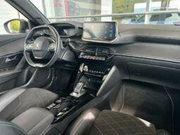 
										PEUGEOT 2008 full									