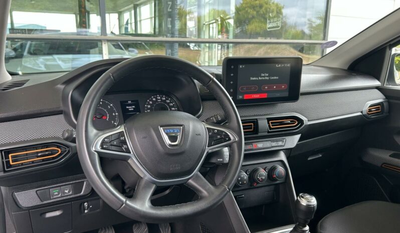 
								DACIA Sandero full									
