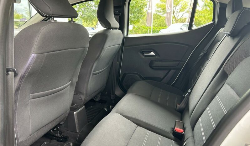 
								DACIA Sandero full									