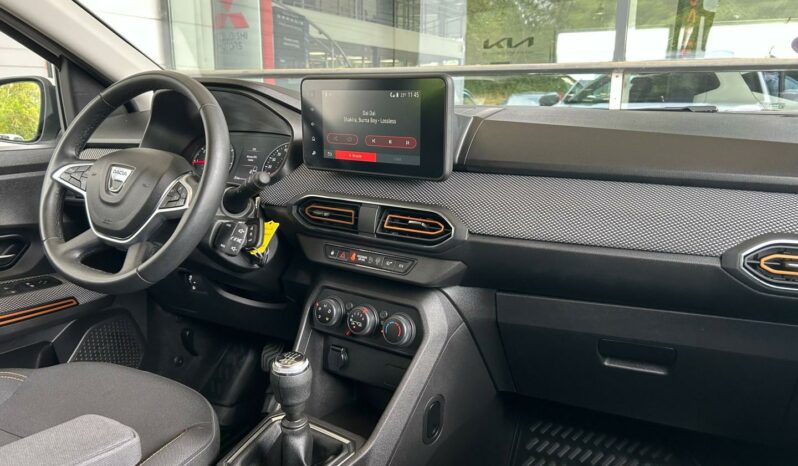 
								DACIA Sandero full									