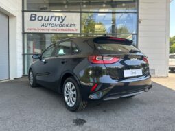 
										KIA Ceed full									