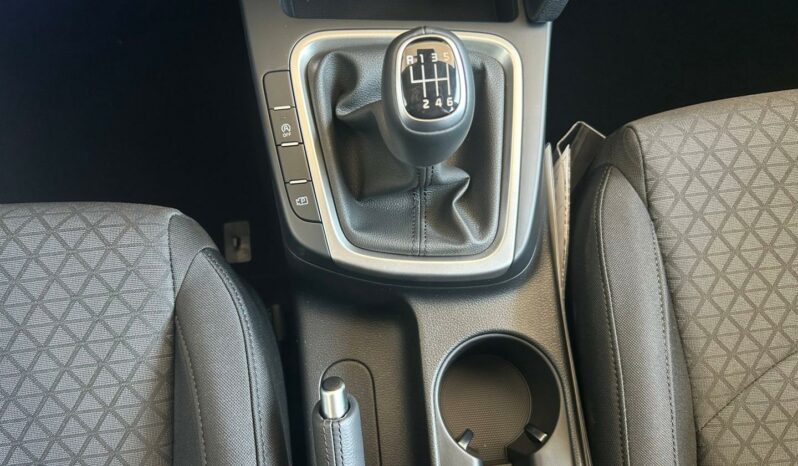 
								KIA Ceed full									