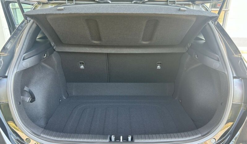 
								KIA Ceed full									
