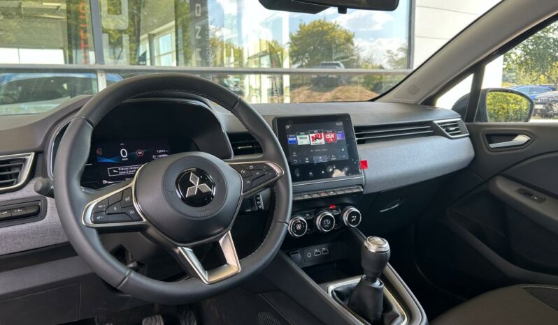 
								MITSUBISHI Colt full									