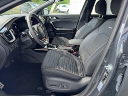
										KIA Ceed SW full									