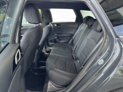 
										KIA Ceed SW full									