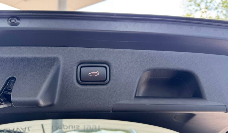 
								KIA Ceed SW full									