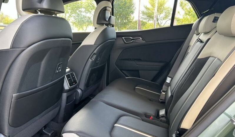 
								KIA Sportage full									