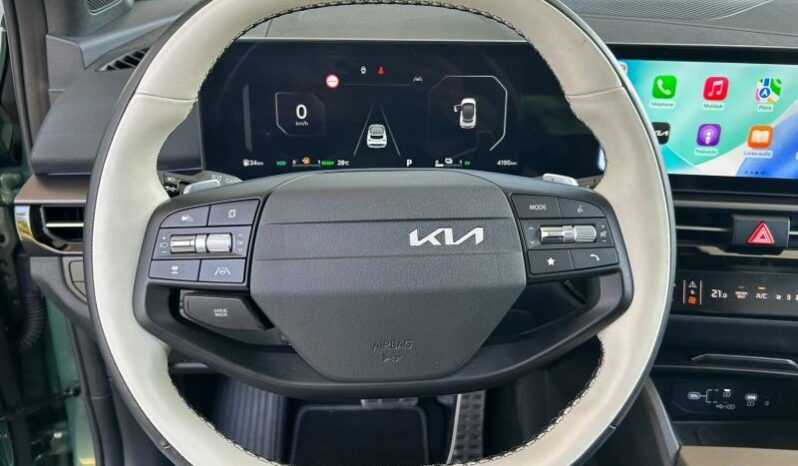 
								KIA Sportage full									