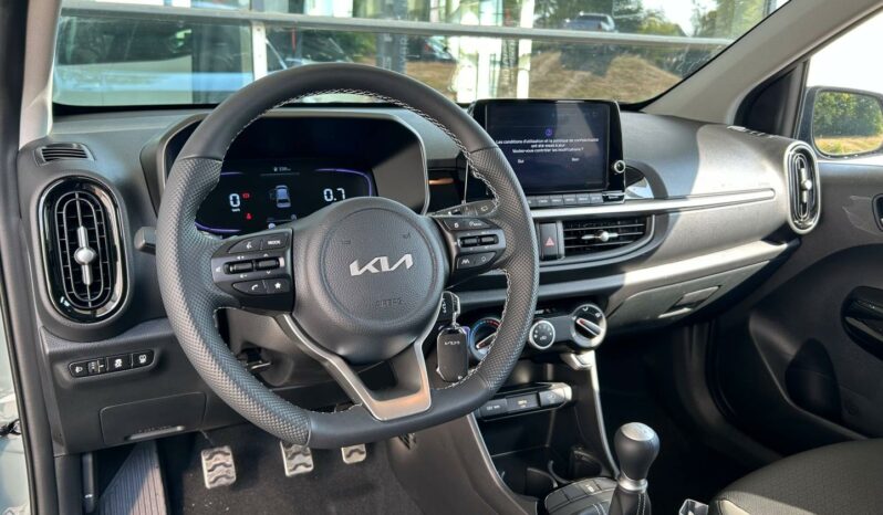 
								KIA Picanto full									
