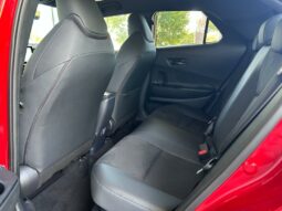 
										TOYOTA C-HR full									