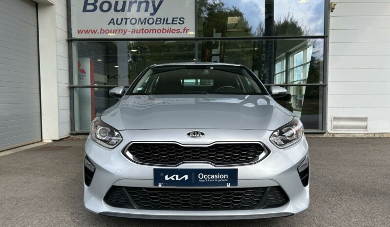 
								KIA Ceed full									