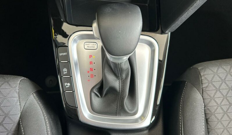 
								KIA Ceed full									