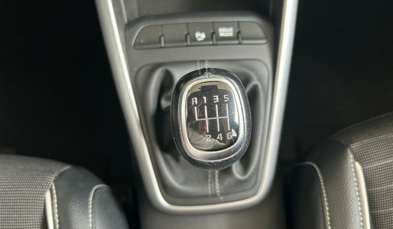 
								KIA Rio full									