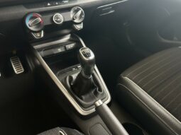 
										KIA Rio full									