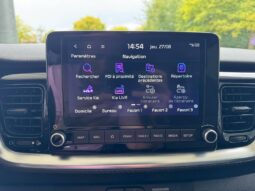 
										KIA Stonic full									