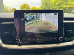 
										KIA Stonic full									