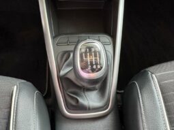 
										KIA Stonic full									