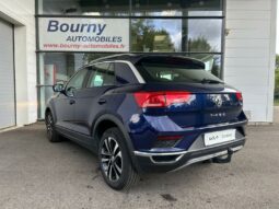 
										VOLKSWAGEN T-Roc full									