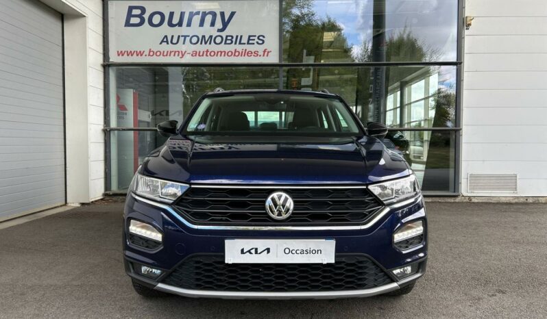 
								VOLKSWAGEN T-Roc full									