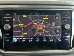 
										VOLKSWAGEN T-Roc full									