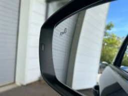 
										VOLKSWAGEN T-Roc full									