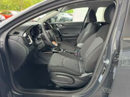 
										KIA Ceed SW full									