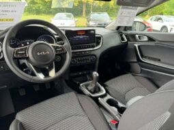 
										KIA Ceed SW full									
