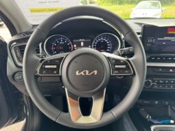
										KIA Ceed SW full									