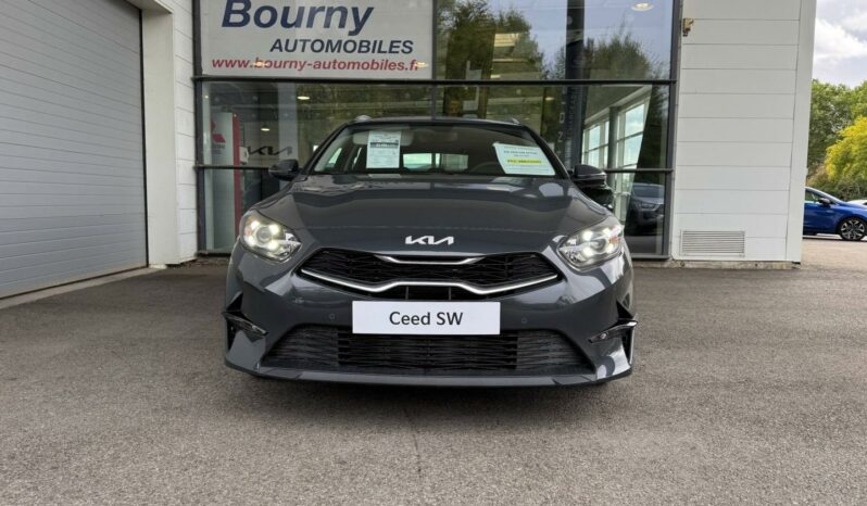 
								KIA Ceed SW full									