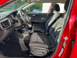 
										KIA Rio full									