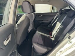
										KIA Rio full									