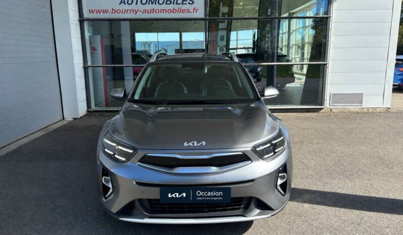 
								KIA Stonic full									