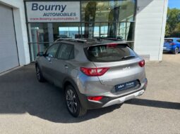 
										KIA Stonic full									