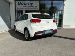 
										KIA Rio full									