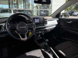 
										KIA Rio full									