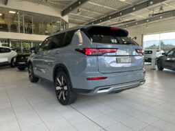 
										MITSUBISHI Outlander full									