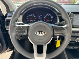 
										KIA Stonic full									