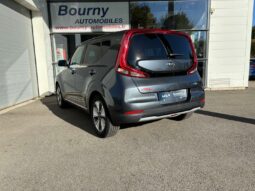 
										KIA e-Soul full									