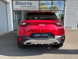 
										KIA Stonic full									