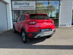 
										KIA Stonic full									
