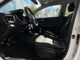 
										KIA Rio full									